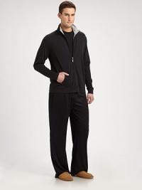 Luxurious lounge pant, made from the perfect blend of silk and cotton, with an elastic drawstring-tie waist for added comfort.Elastic drawstring-tie waistSide slash, back patch pocketsInseam, about 3270% silk/30% cottonHand washImported Luxurious lounge pant, made from the perfect blend of silk and cotton, with an elastic drawstring-tie waist for added comfort.Elastic drawstring-tie waistSide slash, back patch pocketsInseam, about 3270% silk/30% cottonHand washImported