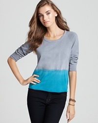 A boho-chic James Perse top, dip dyed for a fun, dual-color look. A boho-chic James Perse top, dip dyed for a fun, dual-color look.