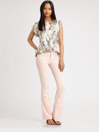 Intricate stitching and flare-leg construction playfully update this fashion favorite. THE FITFitted through hips and thighsFlare-leg constructionRise, about 8Inseam, about 32THE DETAILSButton closureZip flyFive-pocket styling86% cotton/11% polyester/3% spandexDry cleanMade in USAModel shown is 5'10 (177cm) wearing US size 4. Intricate stitching and flare-leg construction playfully update this fashion favorite. THE FITFitted through hips and thighsFlare-leg constructionRise, about 8Inseam, about 32THE DETAILSButton closureZip flyFive-pocket styling86% cotton/11% polyester/3% spandexDry cleanMade in USAModel shown is 5'10 (177cm) wearing US size 4.