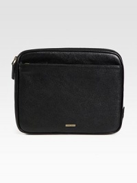 Keep your investment neatly tucked away in the handsome, textured leather case with logo detail.Zip closureExterior zip pocketLeather10W x 8HImported Keep your investment neatly tucked away in the handsome, textured leather case with logo detail.Zip closureExterior zip pocketLeather10W x 8HImported