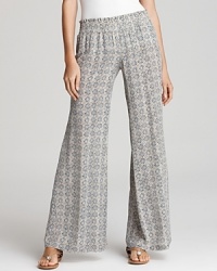 Sleepwear-inspired silhouettes were a runway staple this season-and these Joie patterned pants work the trend to chic perfection. Sleepwear-inspired silhouettes were a runway staple this season-and these Joie patterned pants work the trend to chic perfection.