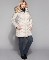 Don't get caught in the cold! Bundle up in Kenneth Cole Reaction's plus size parka! The chevron quilting and faux-fur-trimmed hood keep you warm -- and chic!