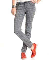 Tinseltown renders classic houndstooth-print in totally modern style with these super-cute skinny jeans! Tinseltown renders classic houndstooth-print in totally modern style with these super-cute skinny jeans!