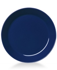 With a minimalist design and unparalleled durability, the Teema salad plate makes preparing and serving meals a cinch. Featuring a sleek angled edge in glossy blue porcelain by Kaj Franck for Iittala. With a minimalist design and unparalleled durability, the Teema salad plate makes preparing and serving meals a cinch. Featuring a sleek angled edge in glossy blue porcelain by Kaj Franck for Iittala.