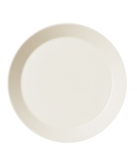 White dinnerware with a minimalist design and unparalleled durability. Teema dinner plates make preparing and serving meals a cinch. Featuring a sleek, angled edge in timeless white porcelain by Kaj Franck for Iittala. White dinnerware with a minimalist design and unparalleled durability. Teema dinner plates make preparing and serving meals a cinch. Featuring a sleek, angled edge in timeless white porcelain by Kaj Franck for Iittala.