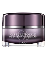 Wake up looking well-rested and luminous. Capture Totale intensive night restorative crème incorporates corrective action from the Alpha-Longoza™ Complex and protection action from Centuline™ and aminolumine, which intensively help to reverse all signs of aging, in addition to calamansi, allowing the skin to regain 100% of the energy it needs for its nighttime regeneration and repair. Wake up looking well-rested and luminous. Capture Totale intensive night restorative crème incorporates corrective action from the Alpha-Longoza™ Complex and protection action from Centuline™ and aminolumine, which intensively help to reverse all signs of aging, in addition to calamansi, allowing the skin to regain 100% of the energy it needs for its nighttime regeneration and repair.