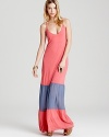 This CHASER maxi dress executes the color-block trend to warm-weather perfection.