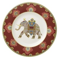 Taking cues from Oriental folklore this ornate dinnerware cuts an impressive figure. Designed with intricate details and rich hues it can be mixed and matched with Villeroy & Boch's Samarkand Mosaic dinnerware or used as a standalone.