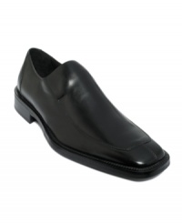 Searching for a firm foundation for your weekday rotation of men's dress shoes? Step right into these sleek, moc toe loafers from Kenneth Cole. Searching for a firm foundation for your weekday rotation of men's dress shoes? Step right into these sleek, moc toe loafers from Kenneth Cole.