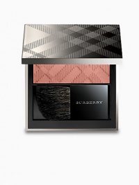 This airy micro-powder ensures rich shades, while silicones provide an easy glide. Contains wild rose for moisturizing benefits and a healthy glow. Apply Burberry Light Glow on the hollow of your cheek to slim the face or apply it at the top of the cheek to highlight the face. This airy micro-powder ensures rich shades, while silicones provide an easy glide. Contains wild rose for moisturizing benefits and a healthy glow. Apply Burberry Light Glow on the hollow of your cheek to slim the face or apply it at the top of the cheek to highlight the face.