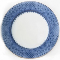 Mottahedeh Blue Lace Dinner Plate 10 in Mottahedeh Blue Lace Dinner Plate 10 in
