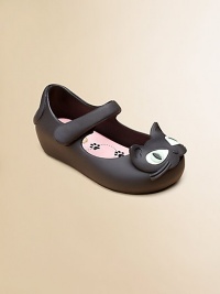This jelly Mary Jane is the cat's meow in a matte flat with grip-tape closure and cute kitty design.Grip-tape closurePVC upperPVC liningPVC solePadded insoleMade in Brazil This jelly Mary Jane is the cat's meow in a matte flat with grip-tape closure and cute kitty design.Grip-tape closurePVC upperPVC liningPVC solePadded insoleMade in Brazil