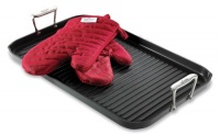 All Clad Grande Grille pan with 2 Red Mitts All Clad Grande Grille pan with 2 Red Mitts