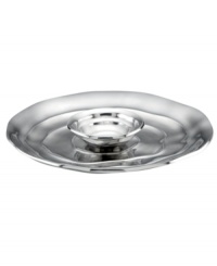 Make waves. The Organics Pool chip and dip boasts natural shapes rippled like the water's surface and crafted of gorgeous Lenox aluminum. Make waves. The Organics Pool chip and dip boasts natural shapes rippled like the water's surface and crafted of gorgeous Lenox aluminum.