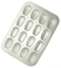 Fat Daddio's 16 Shell Madeleine Pan Fat Daddio's 16 Shell Madeleine Pan