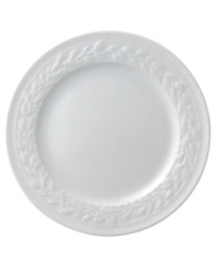 This unique pattern is inspired by the architecture of the famous Louvre Museum in Paris and made of exquisite Limoges porcelain. This unique pattern is inspired by the architecture of the famous Louvre Museum in Paris and made of exquisite Limoges porcelain.