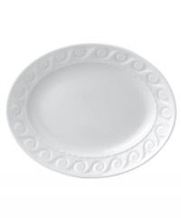 This unique pattern is inspired by the architecture of the famous Louvre Museum in Paris and made of exquisite Limoges porcelain. This unique pattern is inspired by the architecture of the famous Louvre Museum in Paris and made of exquisite Limoges porcelain.