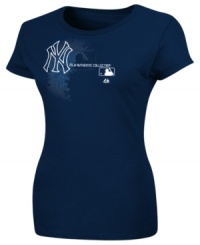 Get geared up for game day in this New York Yankees MLB graphic t-shirt from Majestic. Get geared up for game day in this New York Yankees MLB graphic t-shirt from Majestic.
