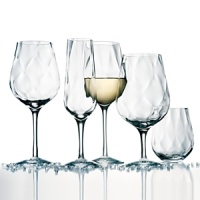With its glittering optics, DIZZY DIAMOND is a real gem that will bring a sparkle to the tabletop whatever the occasion. DIZZY DIAMOND is a design thats both classic and modern theres a tension between the past and the future. The fantastic optics of the bowl suggest luxury and blissful happiness, although the shape of the glass itself is actually quite functional and plain. With its glittering optics, DIZZY DIAMOND is a real gem that will bring a sparkle to the tabletop whatever the occasion. DIZZY DIAMOND is a design thats both classic and modern theres a tension between the past and the future. The fantastic optics of the bowl suggest luxury and blissful happiness, although the shape of the glass itself is actually quite functional and plain.