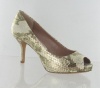 Vince Camuto Womens Kira Pump Gold