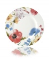 The picture of calm, the pretty Garden Palette Floral salad plates boast painterly blooms rooted in sleek everyday porcelain from Mikasa.