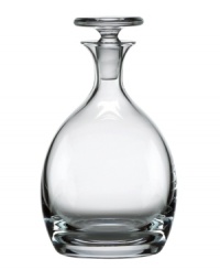 Perfectly understated, the Main Street decanter from kate spade marries clean lines and brilliant glass for a look of extraordinary grace. A flawless complement to any drinkware and decor. Perfectly understated, the Main Street decanter from kate spade marries clean lines and brilliant glass for a look of extraordinary grace. A flawless complement to any drinkware and decor.