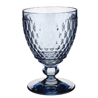 Since 1748, families the world over have turned to Villeroy & Boch for fine European porcelains. Today, they design a wealth of stemware to complement the Villeroy & Boch style. Boston is a heavy crystal glassware pattern with short stems. Boston Stemware also available in Clear, Red, and Green. Also available are the double old fashioned glass and highball glass.