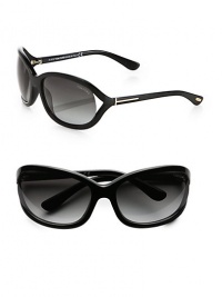 Sleek plastic frames hold floating lens. Available in black with gradient gray lens.Tubular temples100% UV protectionMade in Italy Sleek plastic frames hold floating lens. Available in black with gradient gray lens.Tubular temples100% UV protectionMade in Italy