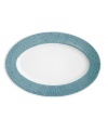 Dress up your table any day of the week with the dishwasher-safe and fabulously stylish Greek Key platter. Jonathan Adler gives the ancient pattern a bold, modern feel in teal blue, bright white and shimmering platinum.