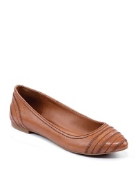 Pep up your daily flats wardrobe with this zig-zag stitched pair by Lucky Brand. Pep up your daily flats wardrobe with this zig-zag stitched pair by Lucky Brand.