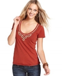 Beaded paisley details elevate this Lucky Brand Jeans tee for a stylish casual look -- pair it with your fave fall denim! Beaded paisley details elevate this Lucky Brand Jeans tee for a stylish casual look -- pair it with your fave fall denim!