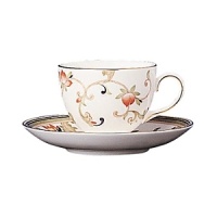 Oberon's delicate floral pattern recalls the first blossoms of spring, yet is understated enough to complement any table decor. Bone china. Oberon's delicate floral pattern recalls the first blossoms of spring, yet is understated enough to complement any table decor. Bone china.