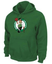 Keep warm in this solid hoodie featuring the Boston Celtics by Majestic. Keep warm in this solid hoodie featuring the Boston Celtics by Majestic.