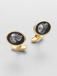 Show off your dark side with this skull cameo design. ResinBrass½ X ¾Imported Show off your dark side with this skull cameo design. ResinBrass½ X ¾Imported