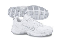 Nike Women's T-Lite VIII Leather Fitness Nike Women's T-Lite VIII Leather Fitness