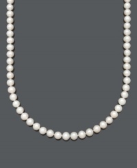 Channel the elegance of style greats like Jacqueline Kennedy Onassis. This Belle de Mer necklace is no exception with its polished AA+ cultured freshwater pearls (8-9 mm) and 14k gold clasp. Approximate length: 16 inches.