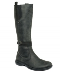 Merrell's Captiva Strap cold weather boots offer all the durability and protection you could ever need. Merrell's Captiva Strap cold weather boots offer all the durability and protection you could ever need.