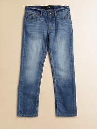 A faded, light wash basic with five-pocket styling, a straight-leg silhouette and a little stretch for a comfy fit.Front button closureWaistband with belt loopsZip flyFive-pocket style98% cotton/2% spandexMachine washImported A faded, light wash basic with five-pocket styling, a straight-leg silhouette and a little stretch for a comfy fit.Front button closureWaistband with belt loopsZip flyFive-pocket style98% cotton/2% spandexMachine washImported