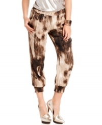A bold and earthy print adds instant downtown chic to these cropped pants from GUESS?. A bold and earthy print adds instant downtown chic to these cropped pants from GUESS?.