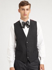 Lend a dapper and distinguished finish to your sartorial standards with this refined option, tailored in Italy from a luxurious blend of cashmere and wool with a contrasting back panel for an unexpected finish.Button-frontWaist welt pocketsSide vents96% wool/4% cashmereDry cleanMade in Italy Lend a dapper and distinguished finish to your sartorial standards with this refined option, tailored in Italy from a luxurious blend of cashmere and wool with a contrasting back panel for an unexpected finish.Button-frontWaist welt pocketsSide vents96% wool/4% cashmereDry cleanMade in Italy