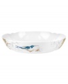 Abuzz with hummingbirds, the airy and bright Nectar pasta bowl brings the outdoors in. Versatile bone china formed in Spode's impressions shapes with a cool blue or crisp white glaze complements serene country settings.