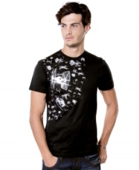 Pilot your way around great style with this cool Star Wars graphic t-shirt from Marc Ecko Cut & Sew. Pilot your way around great style with this cool Star Wars graphic t-shirt from Marc Ecko Cut & Sew.