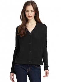THE LOOKRibbed v-neckFront button closureLong ribbed cuff sleevesSplit kangaroo pocketRibbed hemTHE FITAbout 22 from shoulder to hemTHE MATERIALCashmereCARE & ORIGINDry cleanImportedModel shown is 5'10 (177cm) wearing US size Small. THE LOOKRibbed v-neckFront button closureLong ribbed cuff sleevesSplit kangaroo pocketRibbed hemTHE FITAbout 22 from shoulder to hemTHE MATERIALCashmereCARE & ORIGINDry cleanImportedModel shown is 5'10 (177cm) wearing US size Small.
