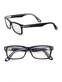 A chic style made from shiny acetate finished with signature logo temples. Available in black. Logo templesMade in Italy Please note: Non-prescriptive lens. A chic style made from shiny acetate finished with signature logo temples. Available in black. Logo templesMade in Italy Please note: Non-prescriptive lens.