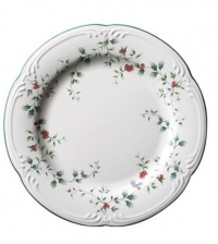 Pfaltzgraff Winterberry Dinner Plate Pfaltzgraff Winterberry Dinner Plate