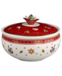 Play up the fun with this Toy's Delight sugar bowl from Villeroy & Boch. Fine porcelain trimmed with intricate patterns, classic toys and festive decorations creates a magical holiday setting. Play up the fun with this Toy's Delight sugar bowl from Villeroy & Boch. Fine porcelain trimmed with intricate patterns, classic toys and festive decorations creates a magical holiday setting.