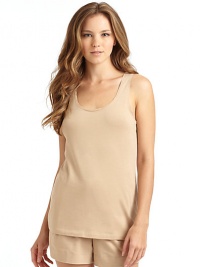 THE LOOKScoopneckSleevelessPullover styleTHE FITAbout 26 from shoulder to hemTHE MATERIALPima cotton/spandexCARE & ORIGINMachine washImported THE LOOKScoopneckSleevelessPullover styleTHE FITAbout 26 from shoulder to hemTHE MATERIALPima cotton/spandexCARE & ORIGINMachine washImported