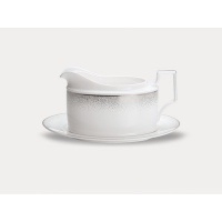 Noritake Alana Platinum Gravy Boat with Tray,16-ounce Noritake Alana Platinum Gravy Boat with Tray,16-ounce