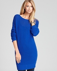 This heavenly-soft Theory sweater is crafted from pure cashmere and layer-perfect with leggings or your prized skinny jeans. This heavenly-soft Theory sweater is crafted from pure cashmere and layer-perfect with leggings or your prized skinny jeans.