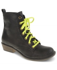 The Dirty Laundry Preview Boots are an eagerly anticipated style this season with their utility boot profile and contrasting lace-up closure. The Dirty Laundry Preview Boots are an eagerly anticipated style this season with their utility boot profile and contrasting lace-up closure.